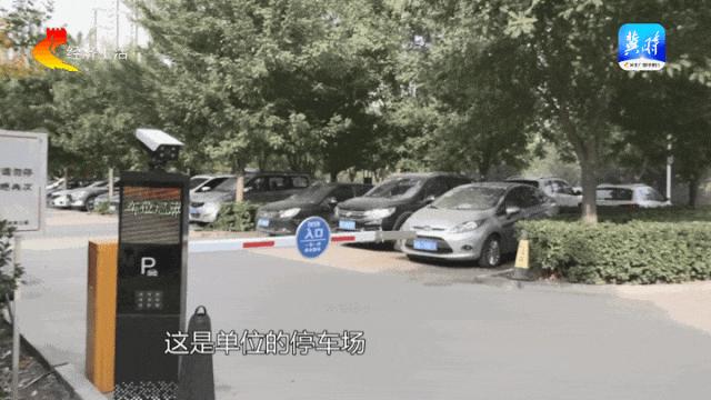 DƬ